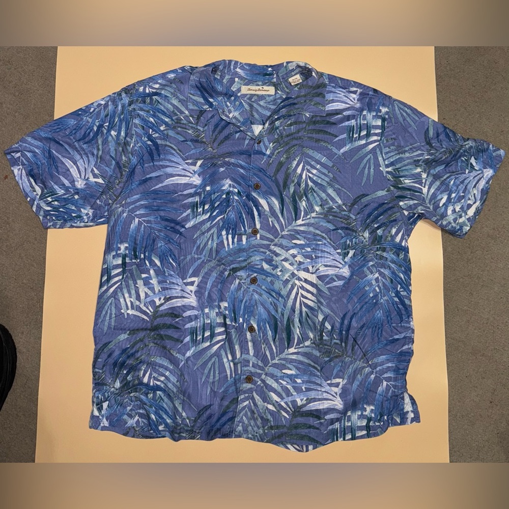 Tommy Bahama Silk Hawaiian Shirt XL Tall Blue Tropical Camp Collar